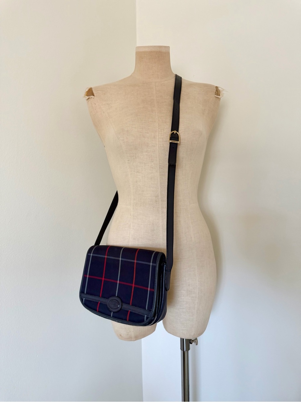 Vintage Burberrys navy blue plaid crossbody shoulder bag purse made in Italy